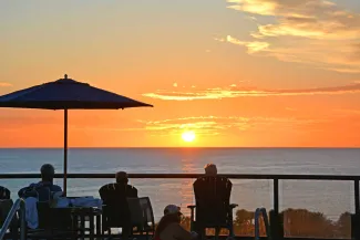 People watching sunset